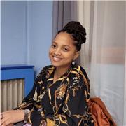 Je donne des cours particuliers en Français pour les élèves de l'école primaire et secondaire adaptés aux besoins de chacun.